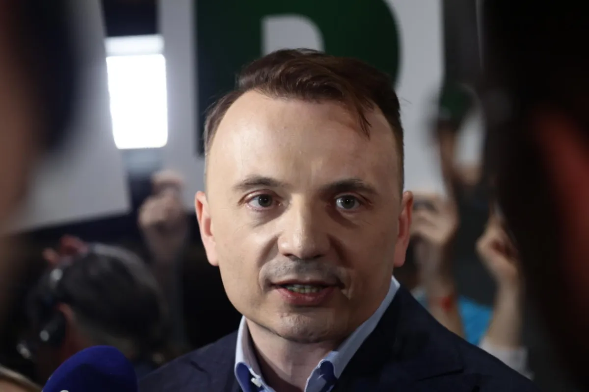 Łukasz Gibała po ogłoszeniu wyników nie krył rozczarowania. "To efekt nielegalnej kampanii"