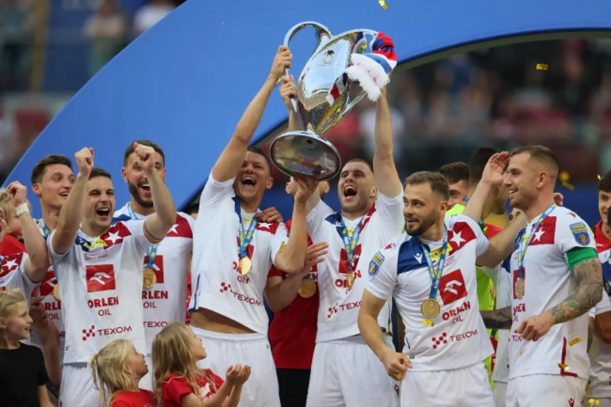 Puchar Polski dla Wisły po szalonej końcówce i dogrywce