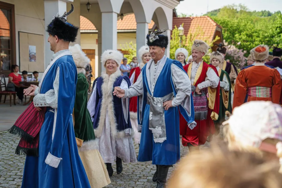 Sądeczanie rocznicę uchwalenia Konstytucji 3 Maja uczcili tanecznie