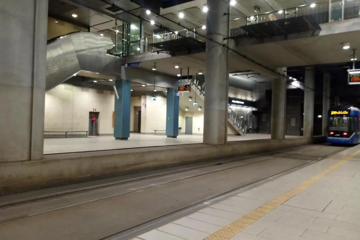 Weekendowe utrudnienia w kursowaniu tramwajów w tunelu pod Dworcem Głównym. SPRAWDŹ