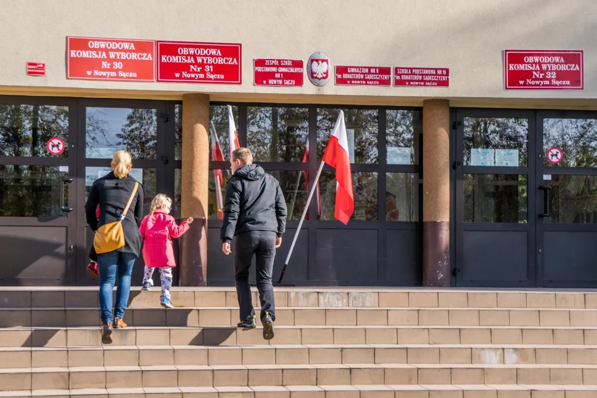 Pozostały 4 dni, aby pobrać zaświadczenie o prawie do głosowania lub zmienić miejsce głosowania