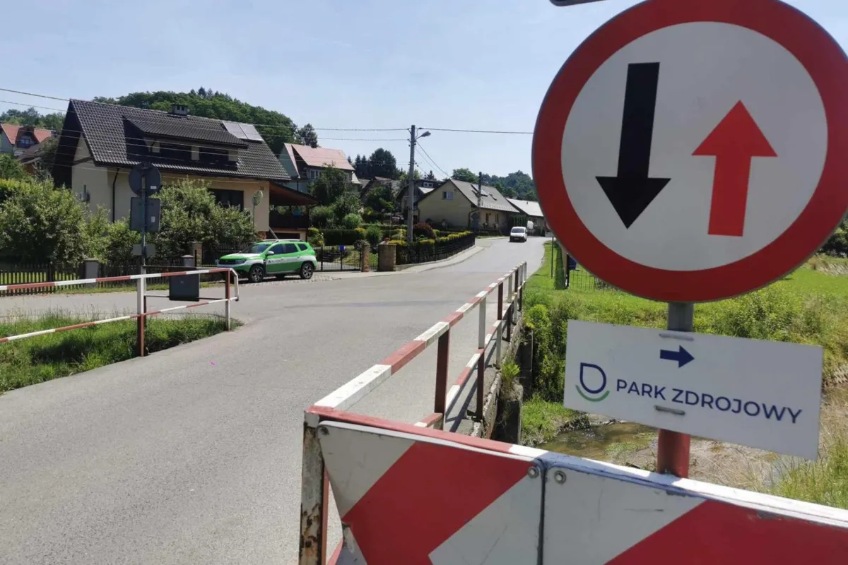 Turystyczny boom na Ciężkowice doskwiera mieszkańcom