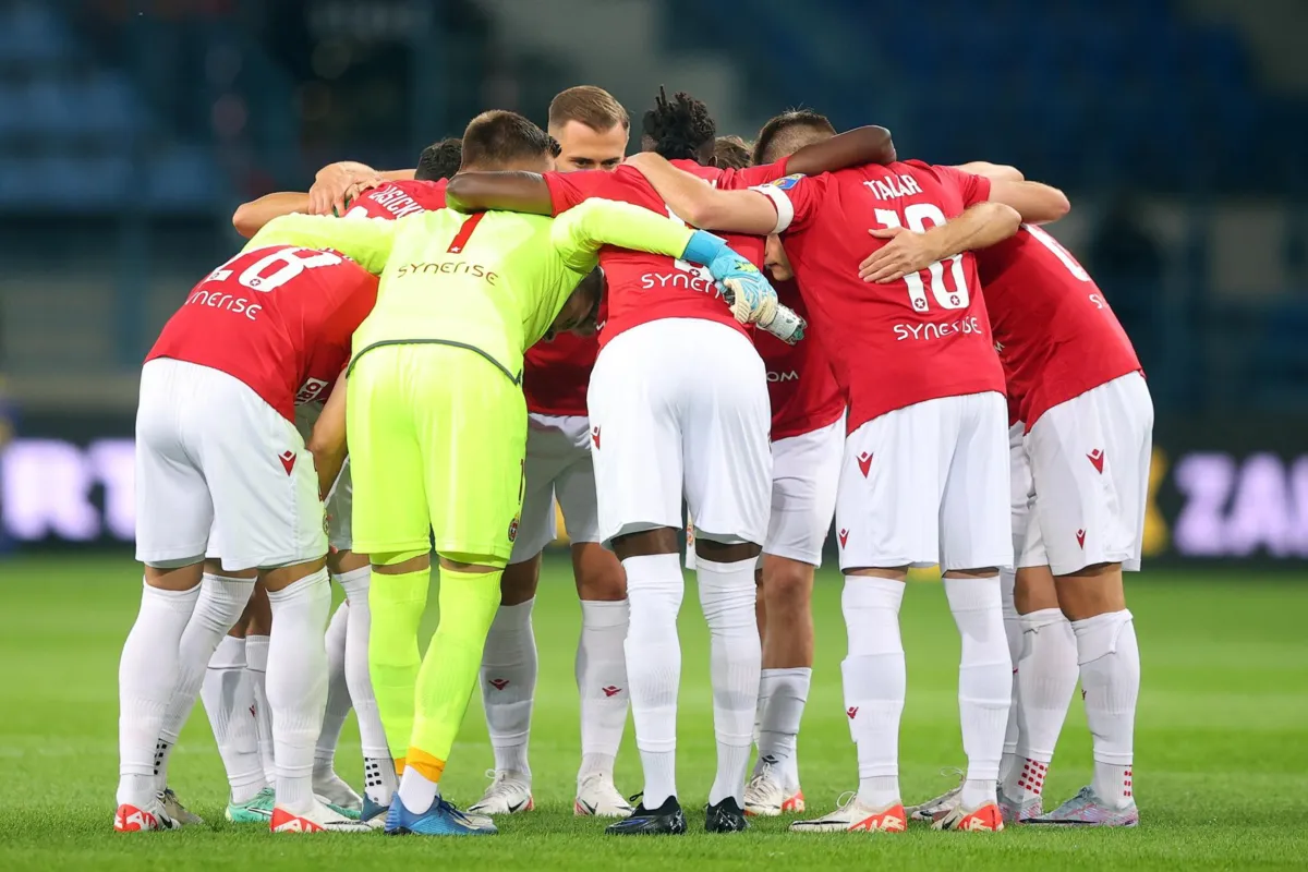 Piłkarski Superpuchar - mecz Jagiellonii z Wisłą Kraków przełożony