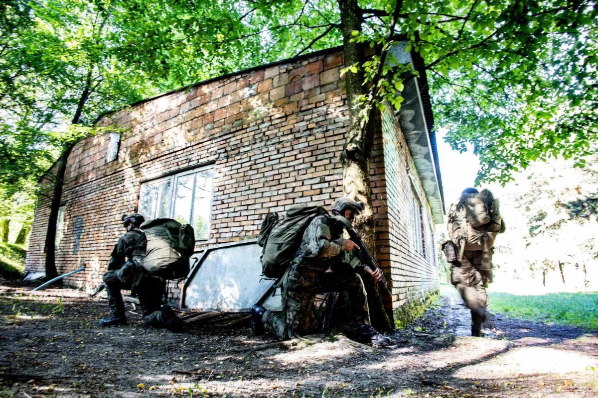 Urlop w okopach czyli "Wakacje z WOT" . To przyjemne z pożytecznym - mówi dowódca brygady