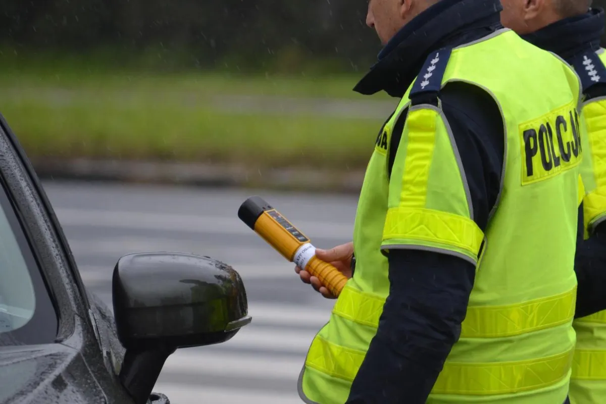 Wakacje na drogach - mniej wypadków śmiertelnych, pijani kierowcy wciąż są plagą