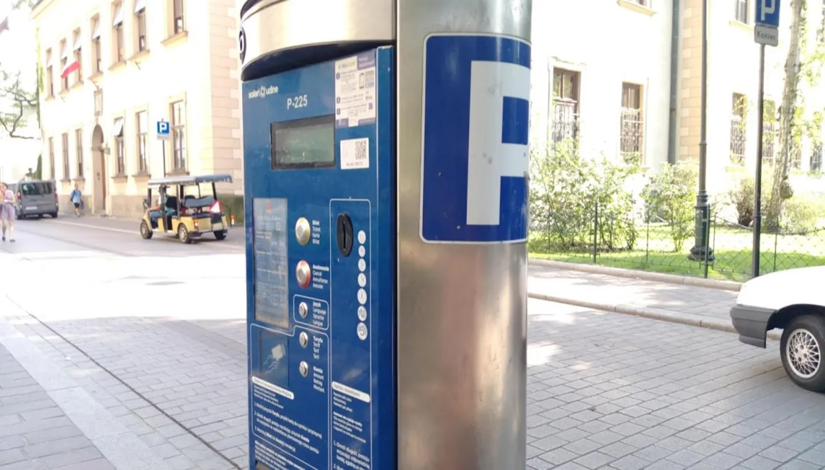 Czy 15 sierpnia zapłacimy za postój w strefie płatnego parkowania?