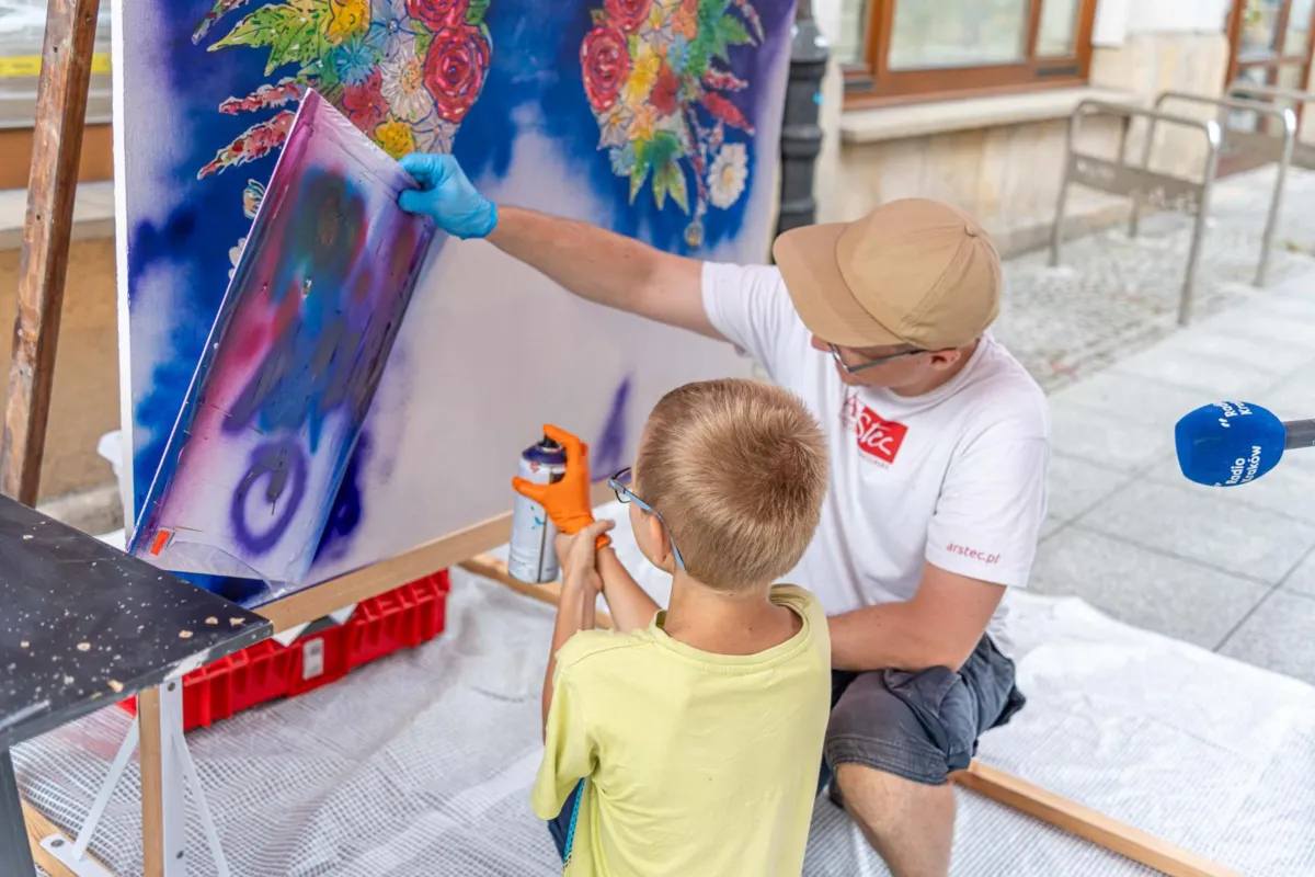 Karpaty OFFer - Streetartowy wianek w Nowym Sączu