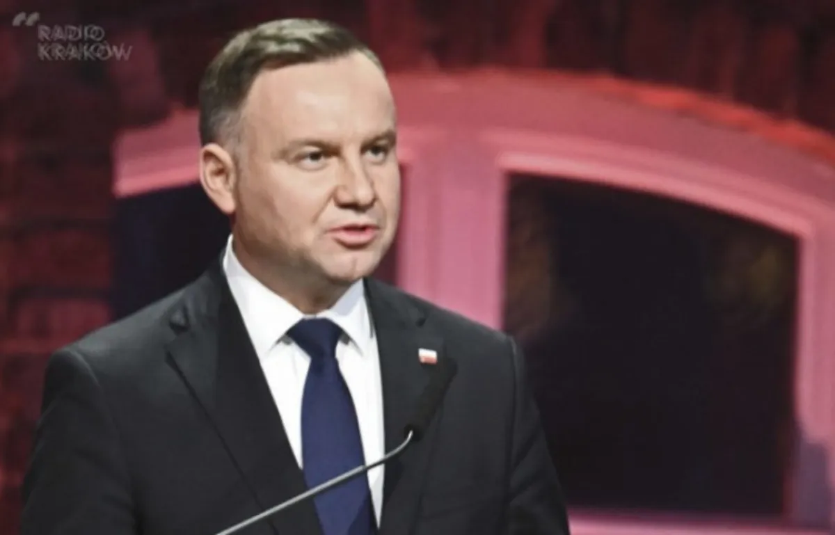 Prezydent Andrzej Duda podpisał ustawę "covidową"
