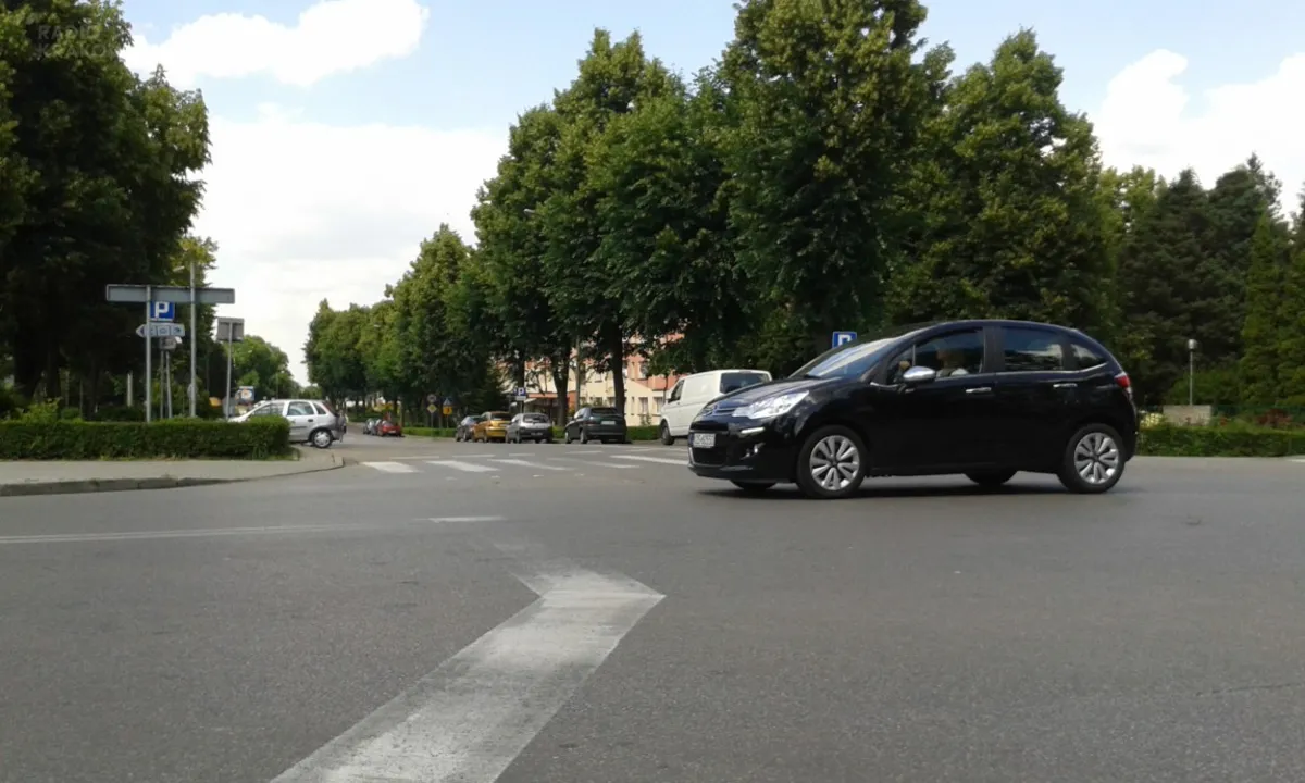 Jak poprawić bezpieczeństwo na jednym z ważniejszych oświęcimskich skrzyżowań?