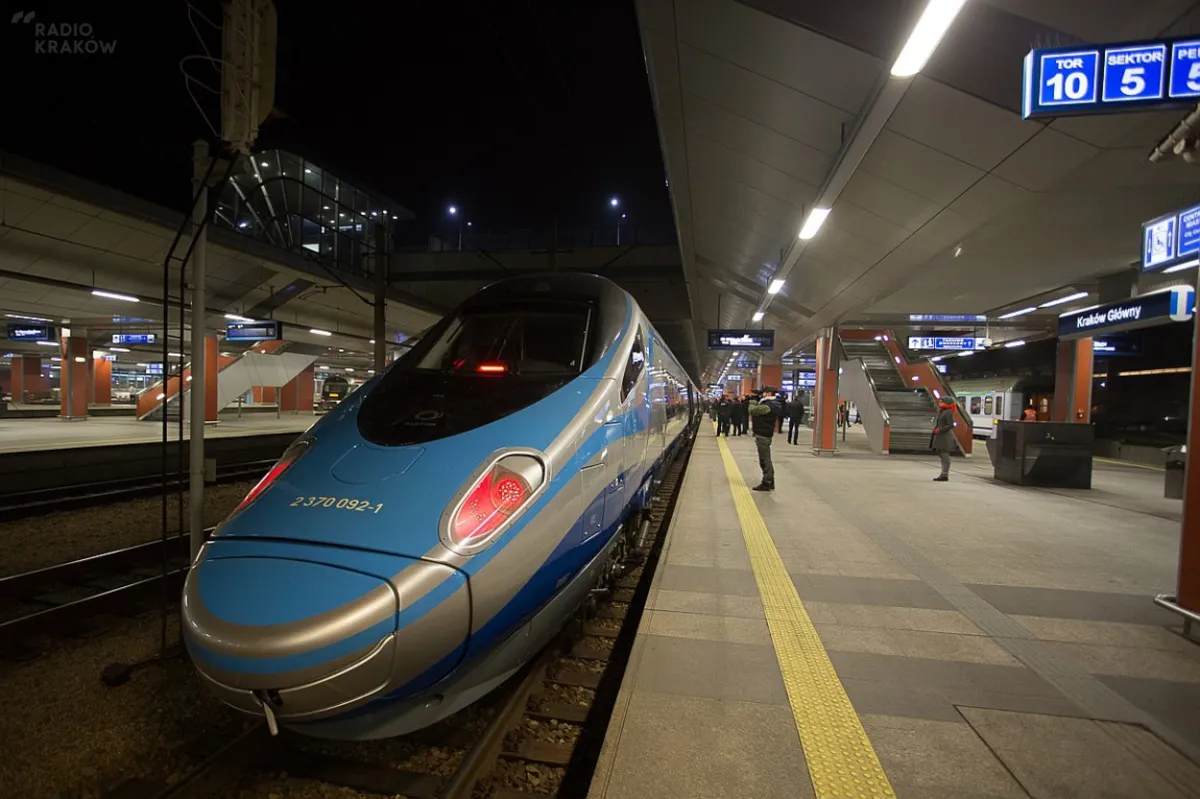 Pierwszy pociąg Pendolino odjechał z Krakowa