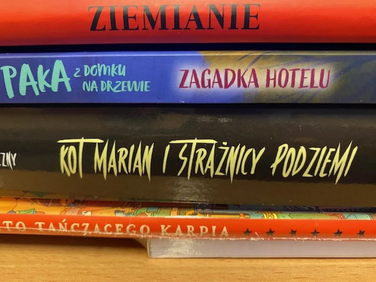 Ziemianie, Miasto tańczącego karpia, Kot Marian i Paka. Alfabet 24.11.24
