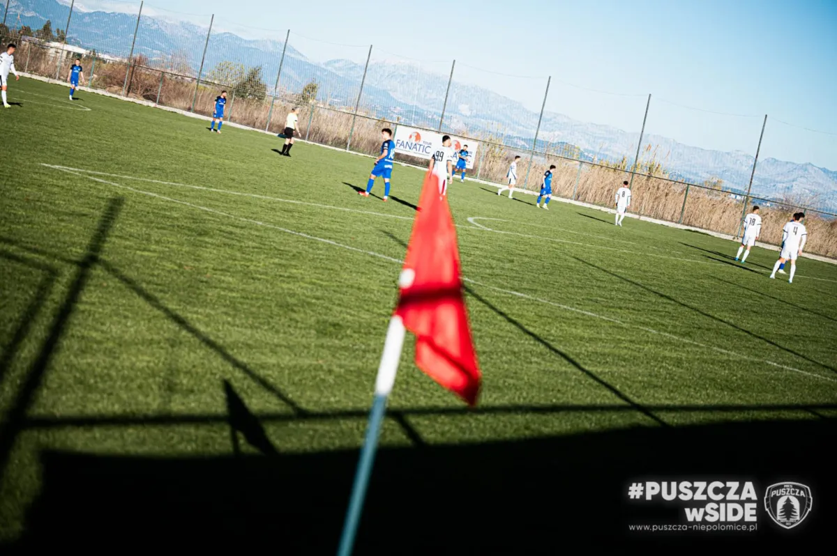 Ekstraklasa piłkarska – porażka Puszczy w ostatnim sparingu w Turcji