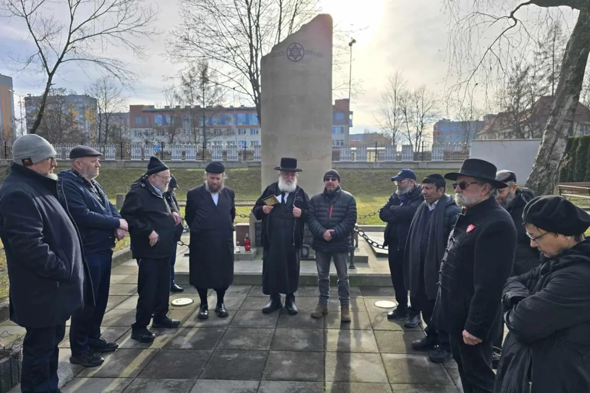 Tarnów przypomniał o swoich obywatelach - Żydach. Wzruszające spotkanie na cmentarzu żydowskim