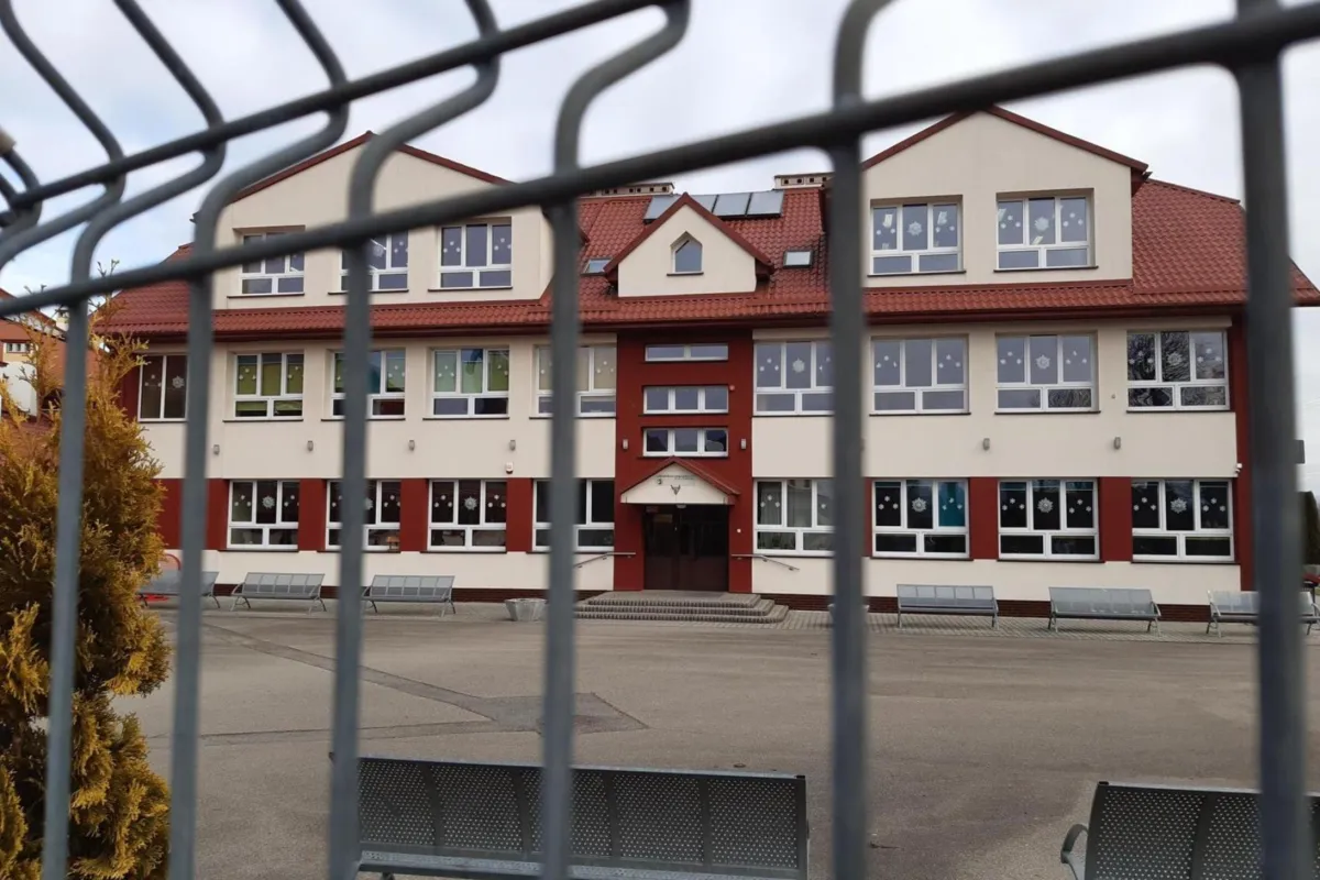 Koniec protestu w szkole w Świniarsku. Agresywny uczeń będzie miał indywidualny tok nauki