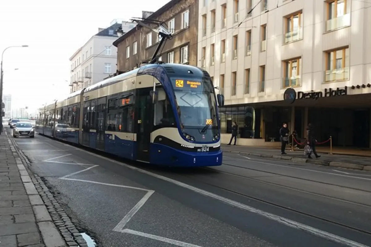 Oferta Pesy wybrana w przetargach na 90 tramwajów dla krakowskiego MPK