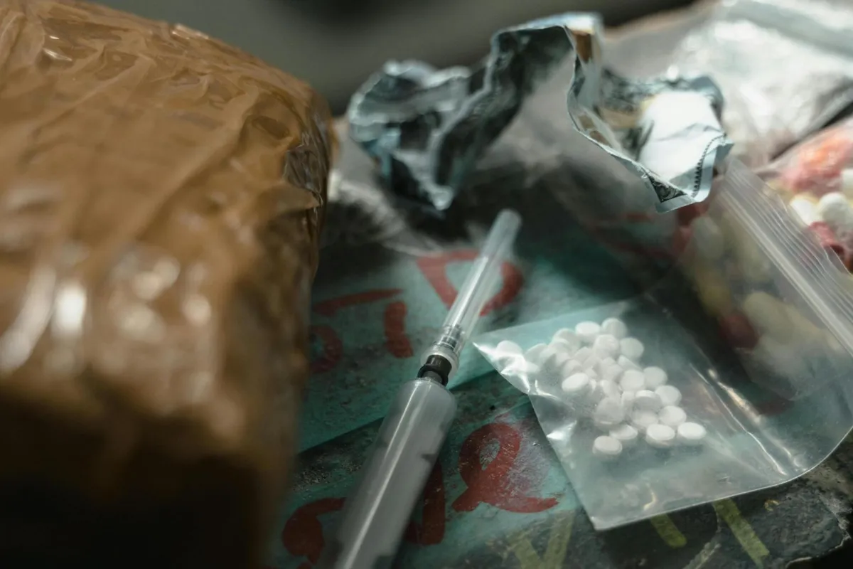 Walka z narkobiznesem opioidowym. Polska wystąpi na forum ONZ z rezolucją o ochronie policji 