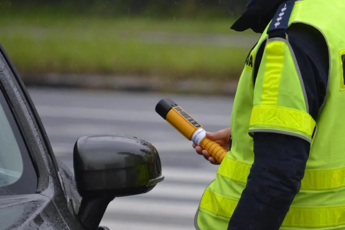 W rok od zmiany przepisów policjanci skonfiskowali pijanym kierowcom 7,6 tysiąca aut