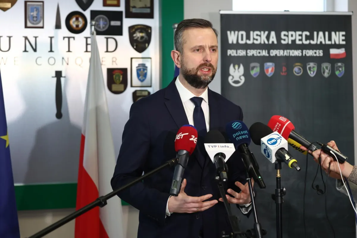 Szef MON w Krakowie: jest pełne zjednoczenie w kontynuacji wsparcia dla Ukrainy