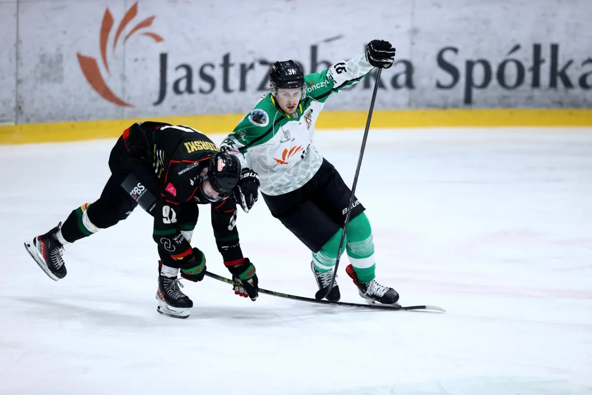 Ekstraliga hokejowa - JKH GKS - GKS Tychy 1:2. GKS Tychy w wielkim finale Mistrzostw Polski.
