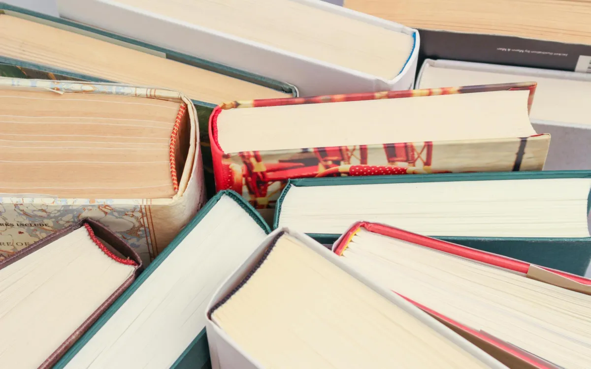 "TARgi TARnów", czyli pomysł na wiosenne porządki i odświeżenie domowej biblioteczki