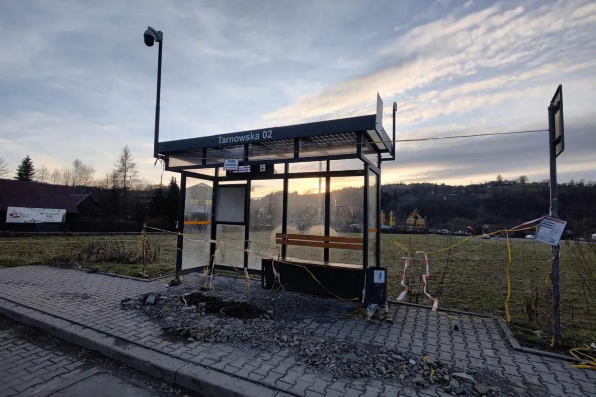 Najsłynniejszy przystanek autobusowy w Polsce zostanie przesunięty o niespełna dwa metry