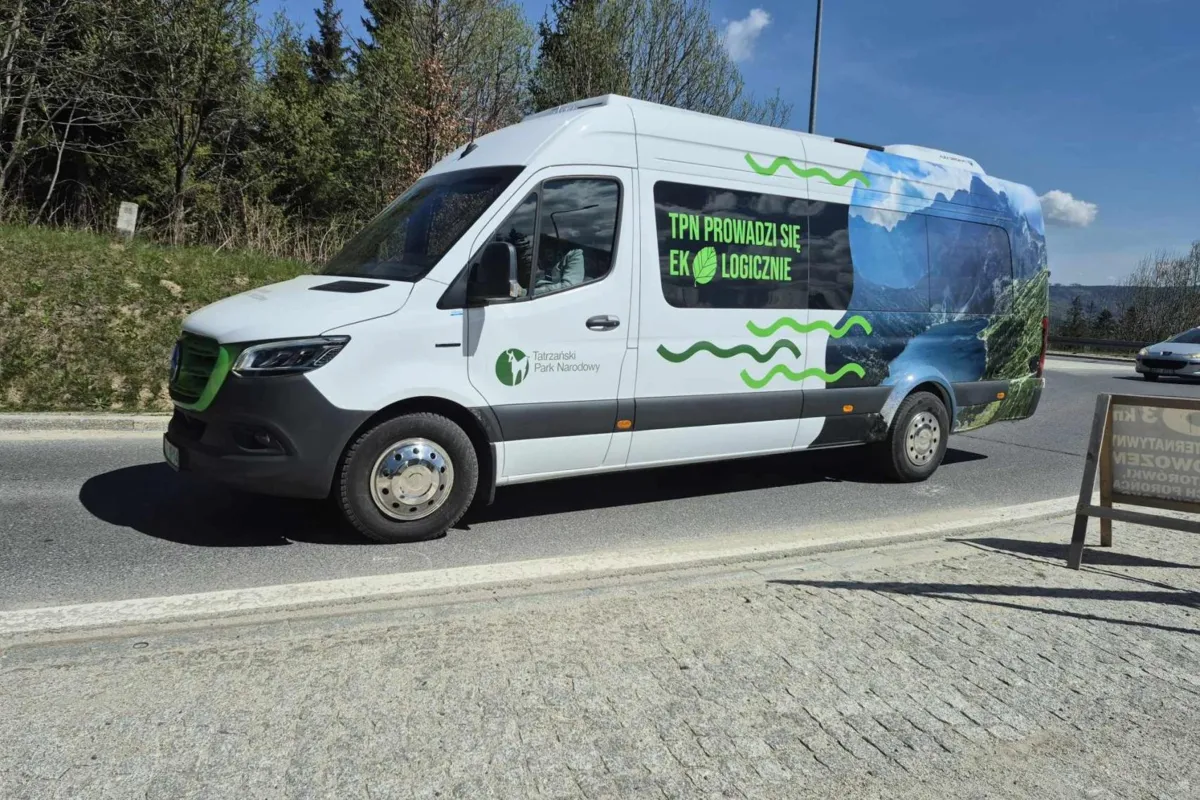 Znikome zainteresowanie busami elektrycznymi do Morskiego Oka. Dyrekcja TPN: „Są dwa powody”