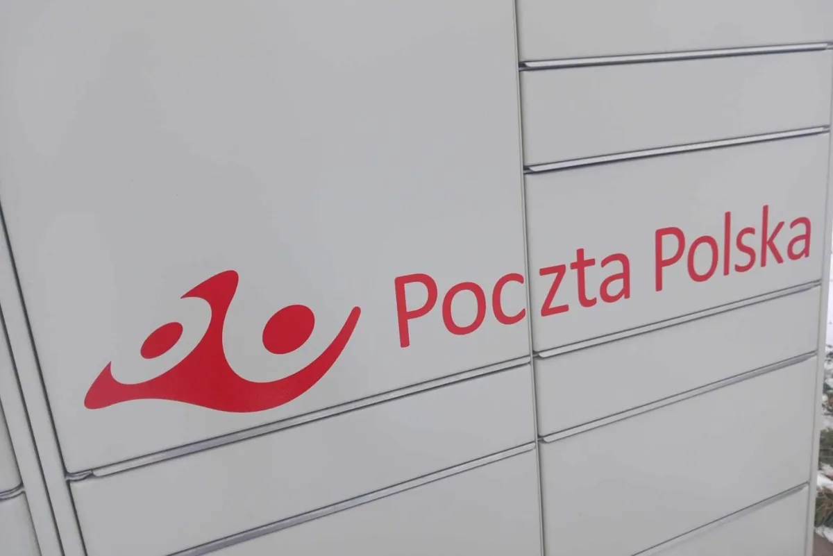 Szykuje się rewolucja w Poczcie Polskiej. Paczkę nadasz i odbierzesz w popularnym sklepie