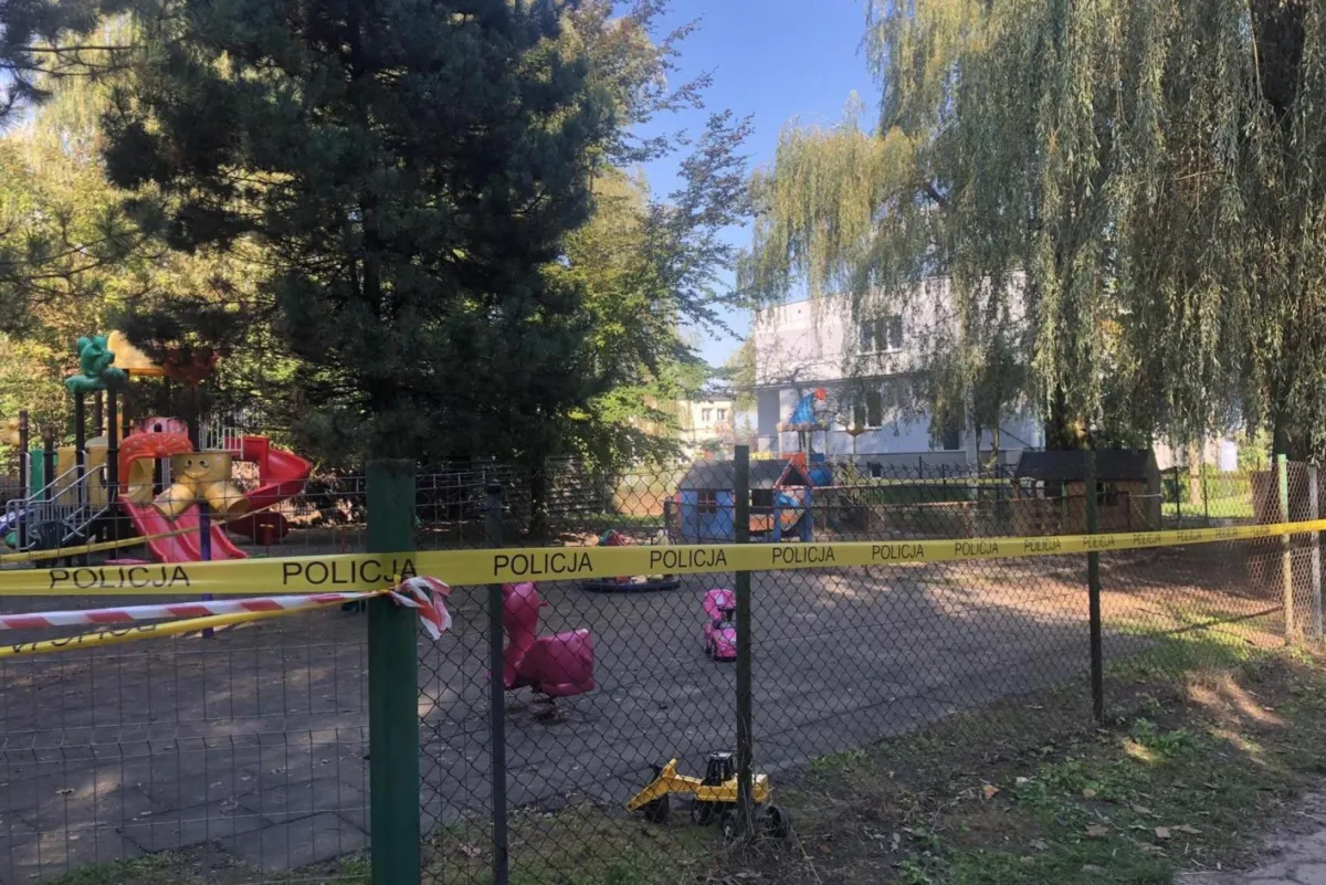 Śmiertelny wypadek w przedszkolu w Zabierzowie. Są zarzuty dla dwóch osób
