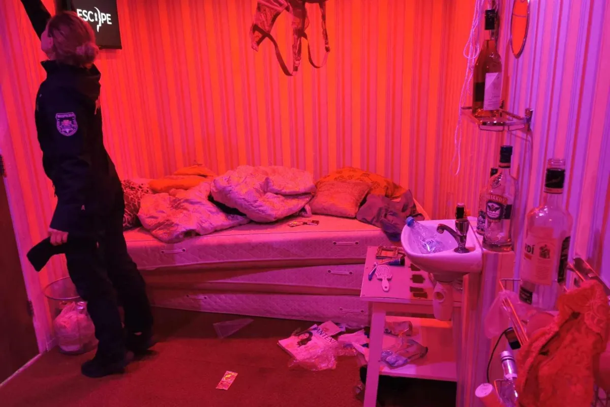 Ciężarówka, w której więzione są ofiary handlu ludźmi? W Tarnowie pojawił się specjalny Escape Truck