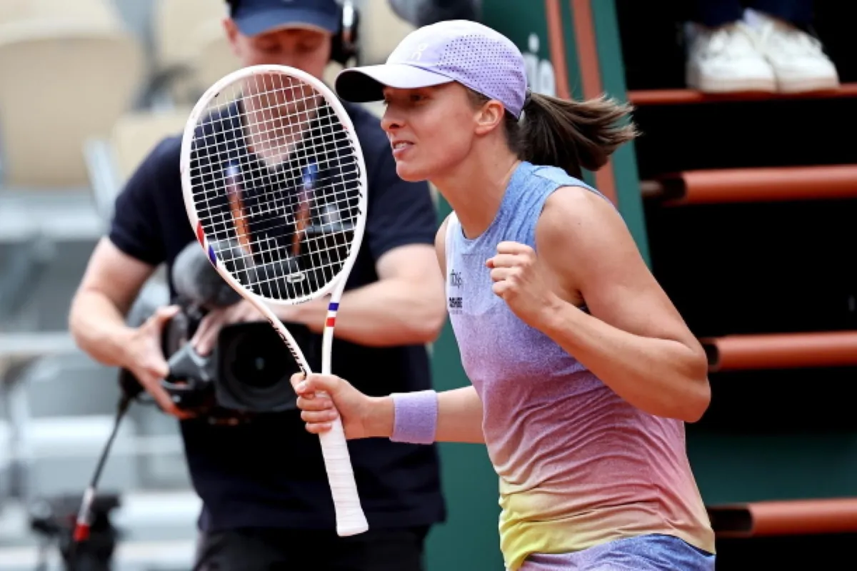 French Open: w środę mecz Igi Świątek z Emmą Raducanu, we wtorek odpadł Hubert Hurkacz