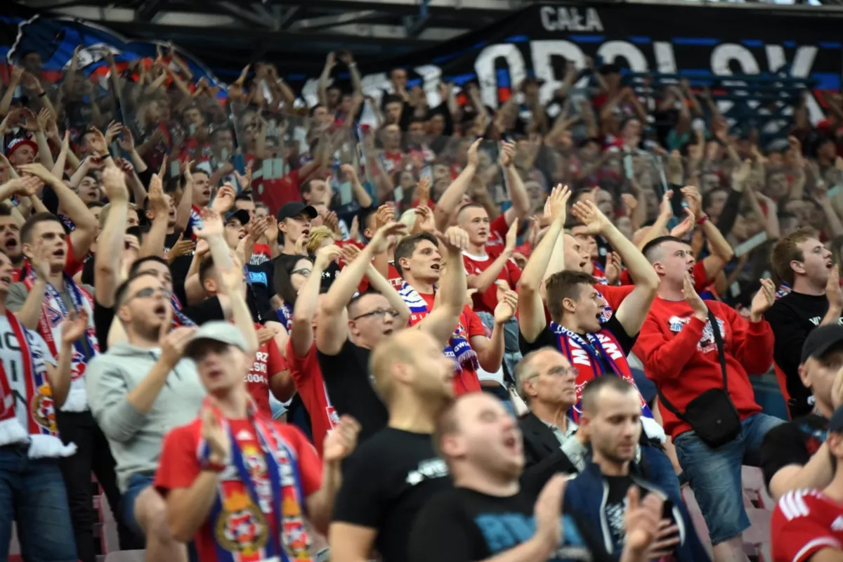 Pierwszy krok w stronę Ekstraklasy. Komplet widzów wesprze Wisłę Kraków w barażu z Miedzią