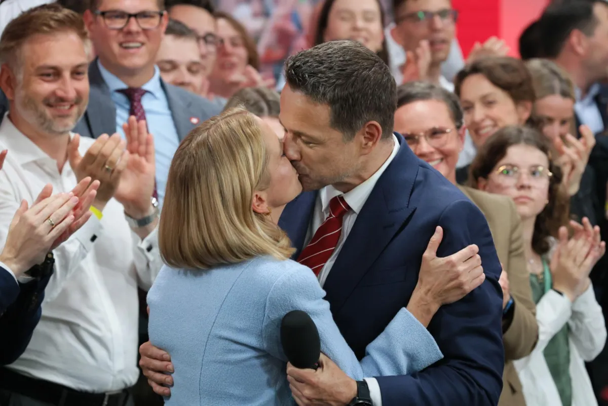 Exit poll: rekordowa frekwencja, rekordowo mała różnica między kandydatami