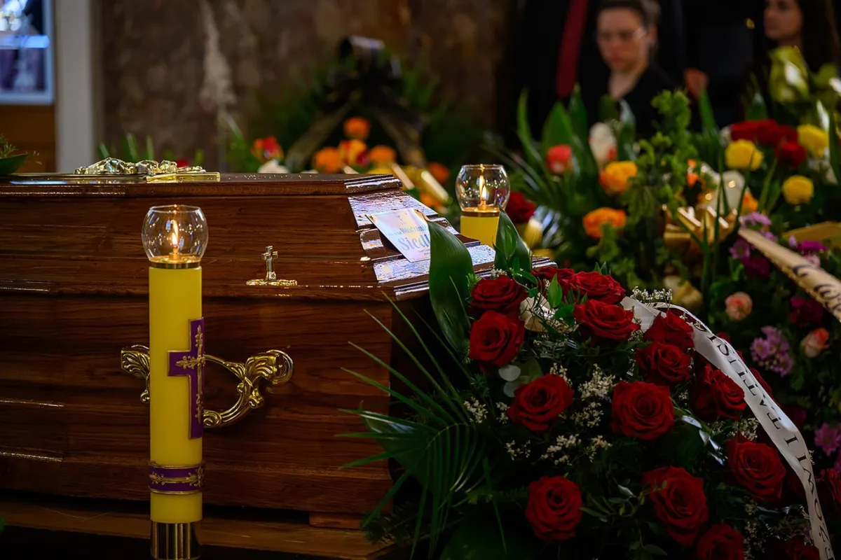 "Autorytet przed duże A". Wola Rzędzińska pożegnała prof. Włodzimierza Siedlika
