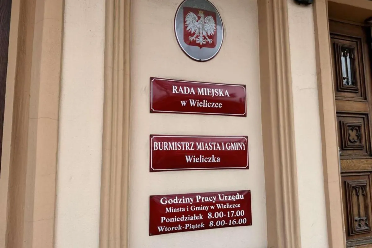 Radni KO z Wieliczki przeciwni strefie czystego transportu w Krakowie