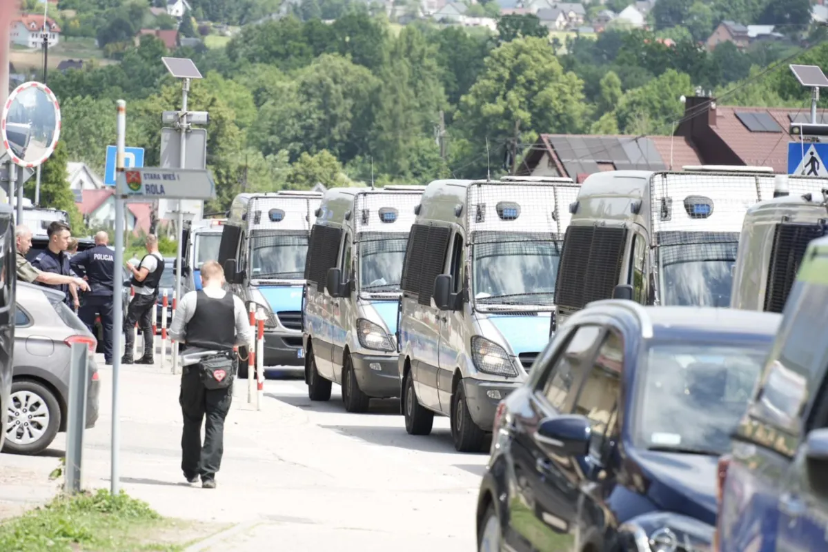 Ekspert: sprawca strzelaniny w Starej Wsi może być bardzo zdeterminowany