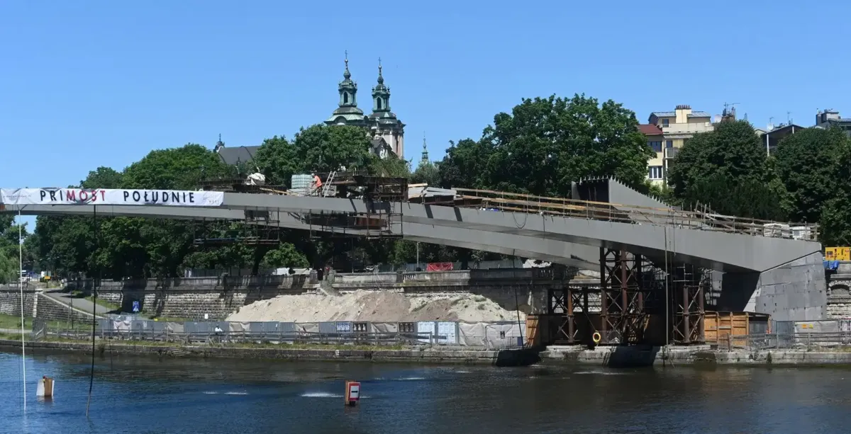 Nowa przeprawa na Wiśle już nabiera kształtów