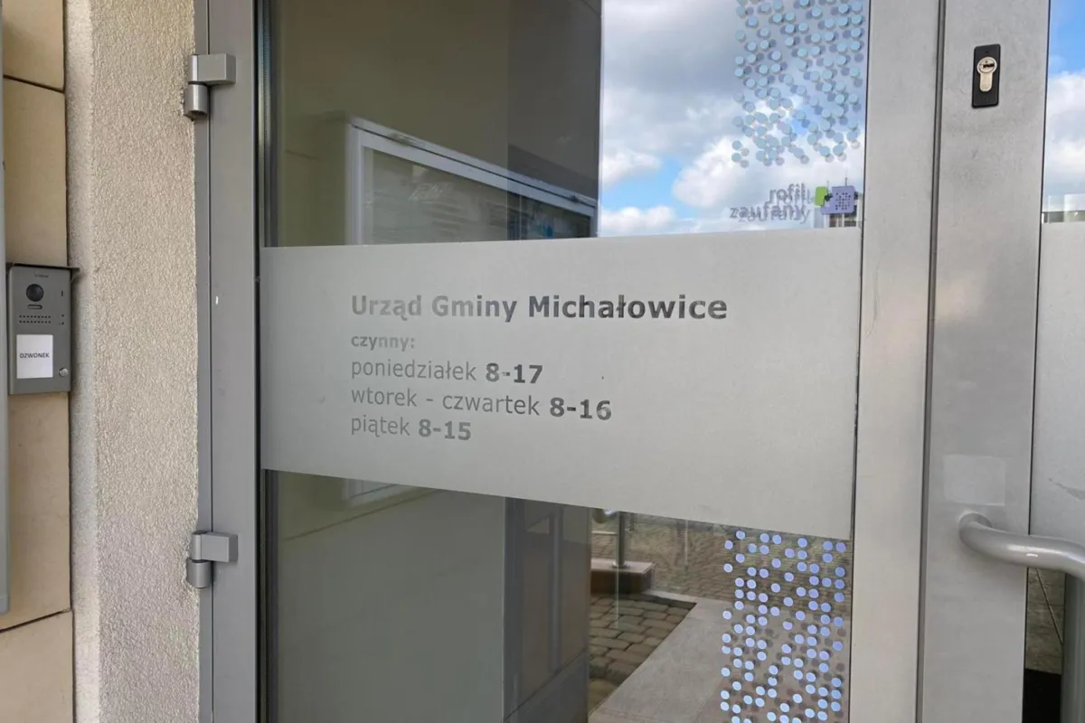 Mieszkańcy Michałowic na cenzurowanym? Leci mandat za mandatem