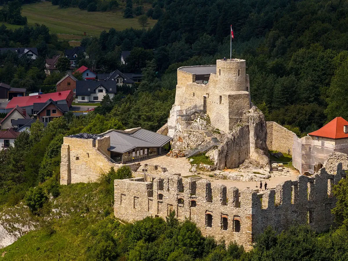 Zamek Rabsztyn robi ogromne wrażenie. No i historię ma przepyszną! 