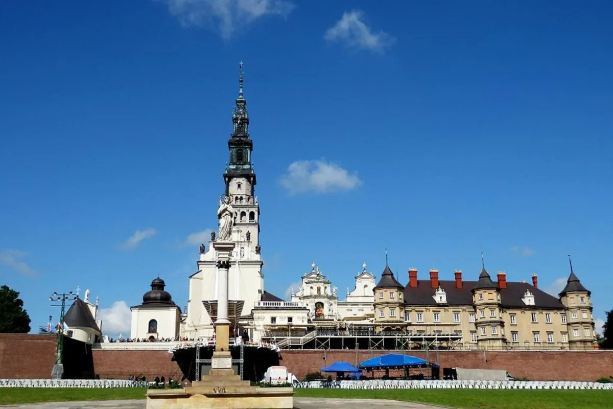 Z Wawelu wyruszyła 45. Piesza Pielgrzymka Krakowska na Jasną Górę