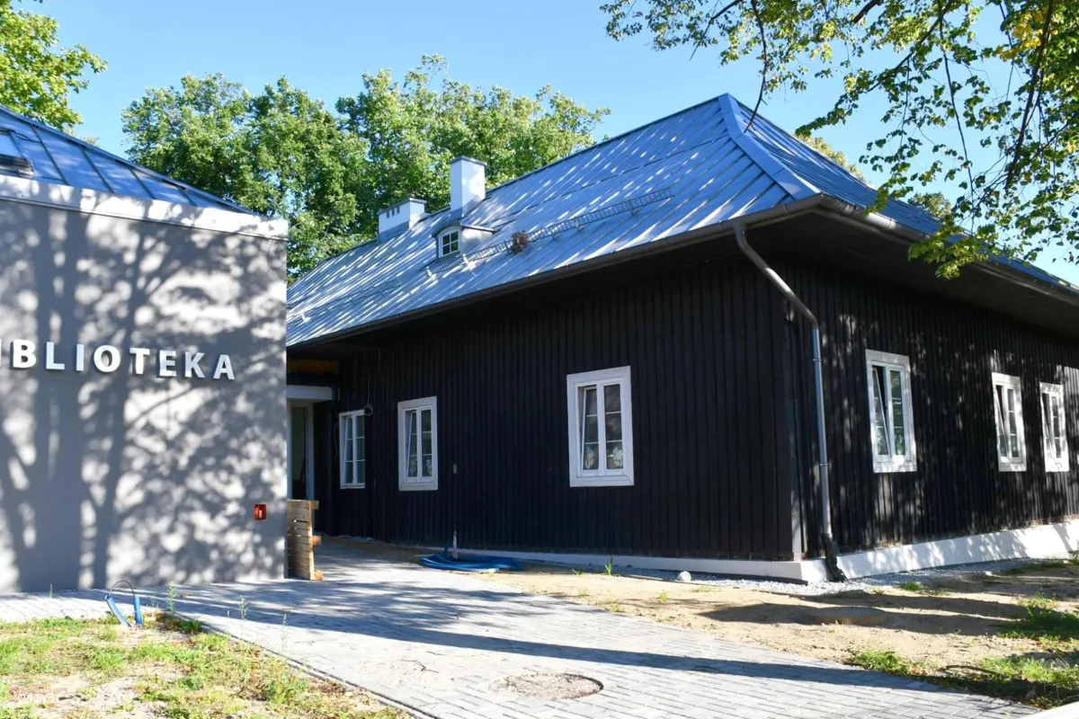 Tradycja połączy się z nowoczesnością. Kończy się przebudowa dworku w Skrzyszowie. ZDJĘCIA