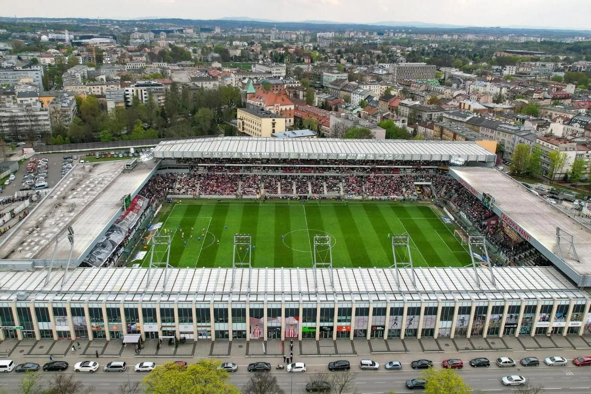 Ekstraklasa piłkarska:  Cracovia ma nowych właścicieli