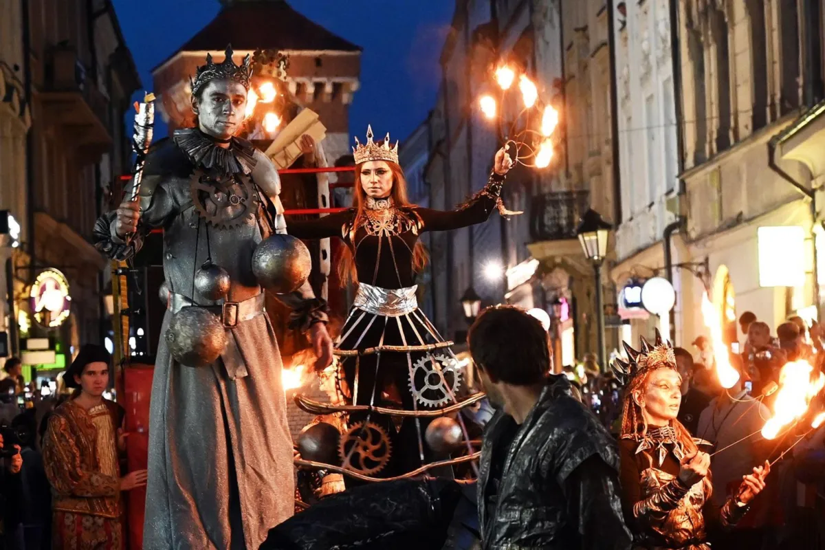1000 lat Korony Polskiej - imponujące widowisko w Krakowie (ZDJĘCIA)