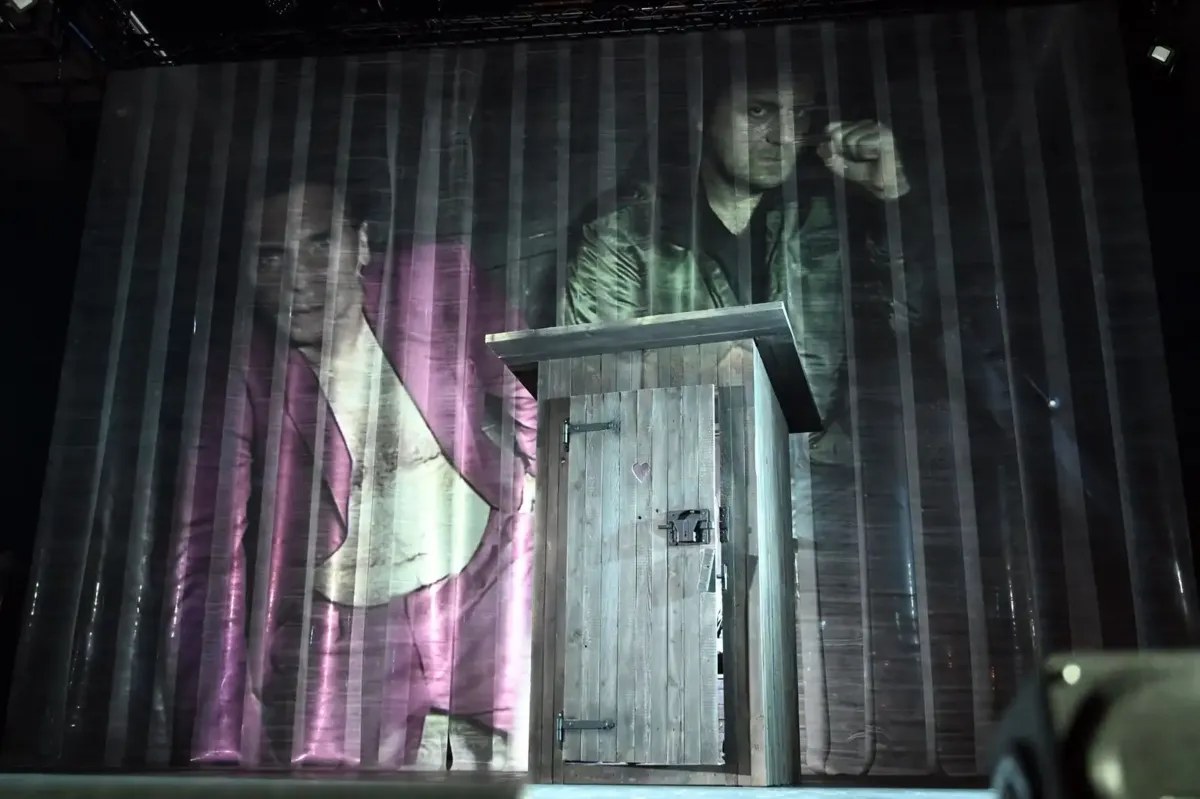"Wyszedł Pan Tadeusz w wersji tik-tokowej". Recenzja po premierze w Teatrze im. J. Słowackiego