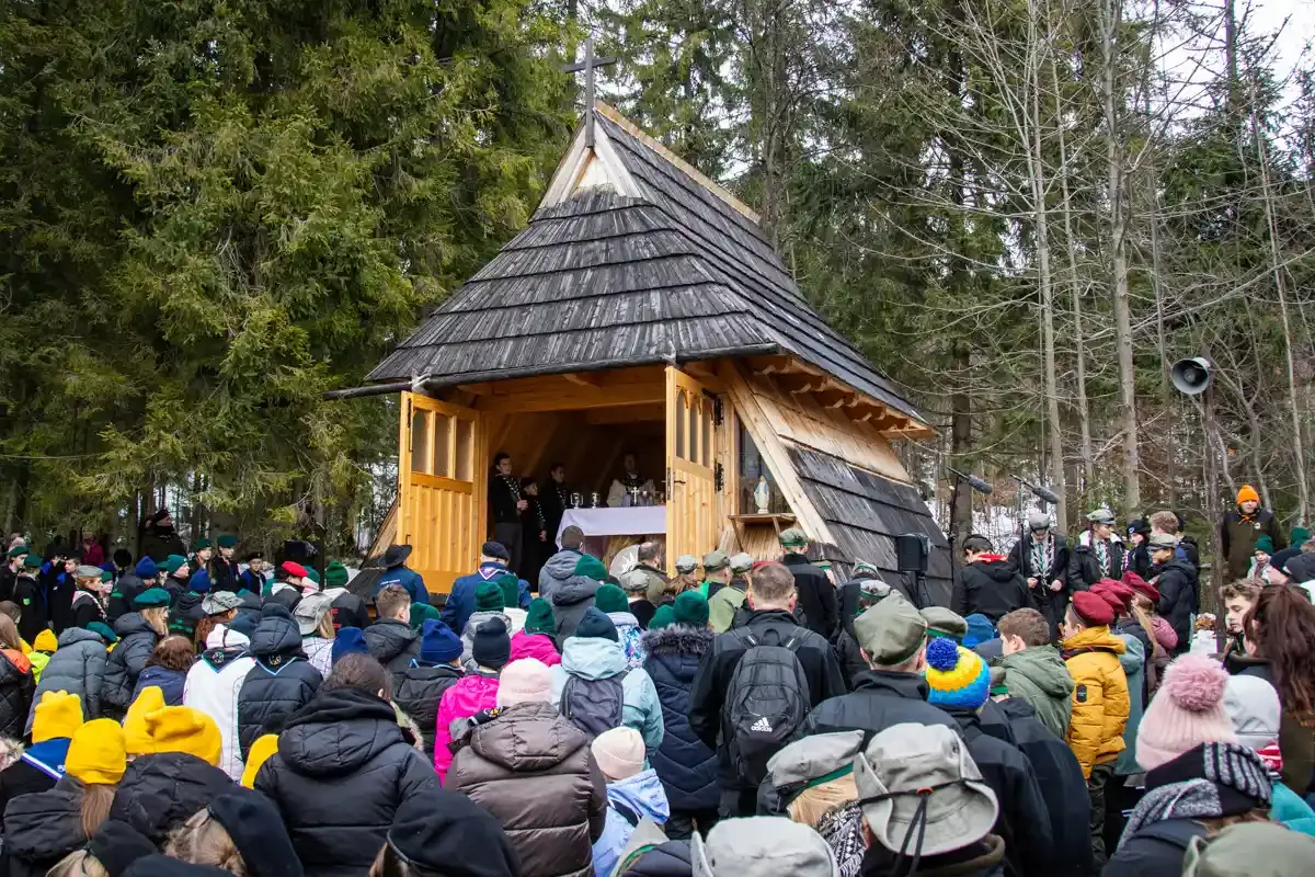Zakopane: Harcerze przejęli Betlejemskie Światło Pokoju