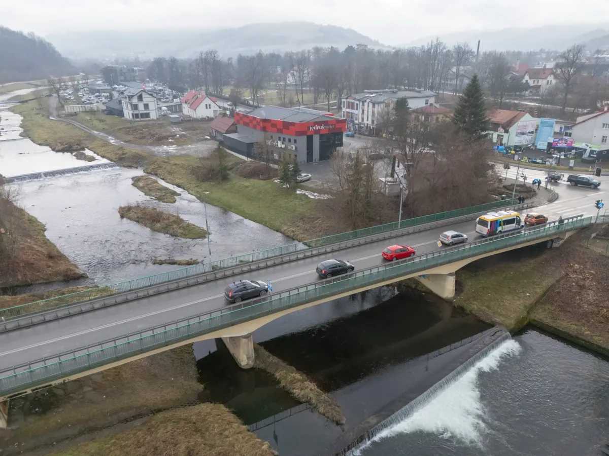 Wąska przeprawa do wyburzenia. Przez Mszanę Dolną przejedziemy znacznie sprawniej?