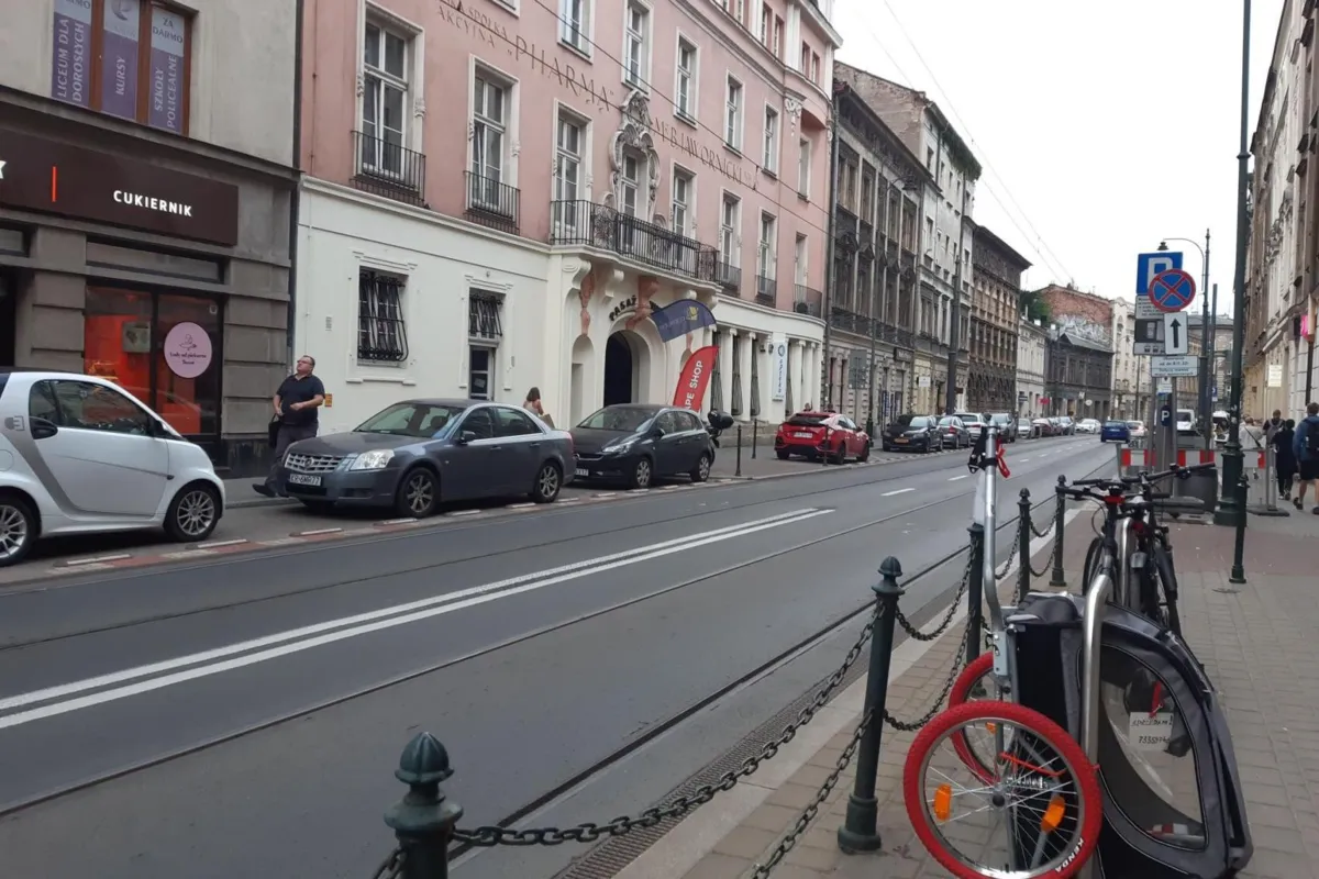Strefa Czystego Transportu w Krakowie: co zrobić, jeśli nasz samochód nie spełnia norm?
