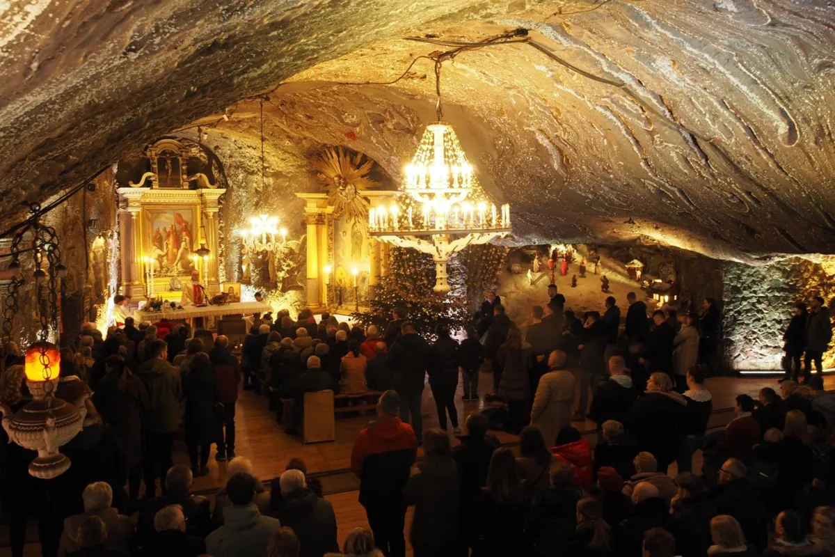 W Kopalni Soli w Wieliczce oraz Bochni już rozpoczęli świętowanie Bożego Narodzenia