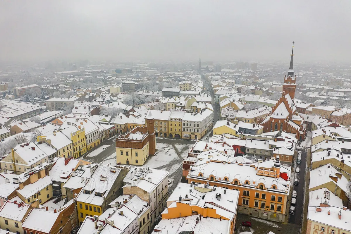 83 rodziny to za mało. Tarnów apeluje o nowych rodziców zastępczych