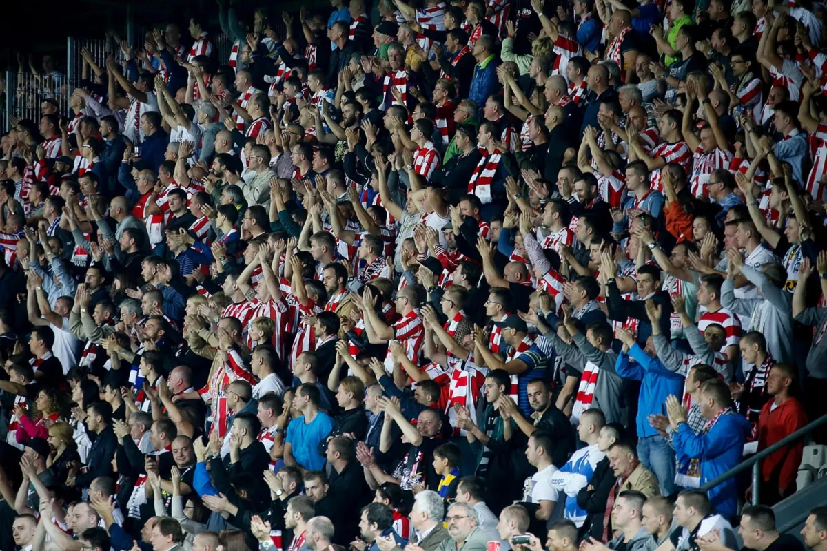 Ekstraklasa piłkarska: runda wiosenna startuje w zimowej scenerii