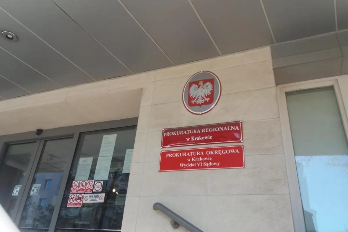 Sprawcy napadu na jubilera w Krakowie usłyszeli zarzuty. Grozi im do 20 lat więzienia